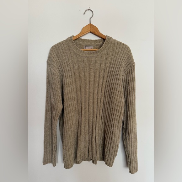 Vintage Tan Sweater Size Large - Picture 1 of 8